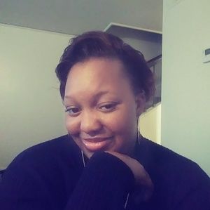 Meet your Posher, Violet